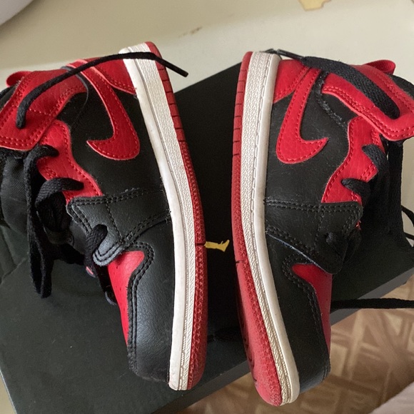 Air Jordan 1 MID - Picture 4 of 6